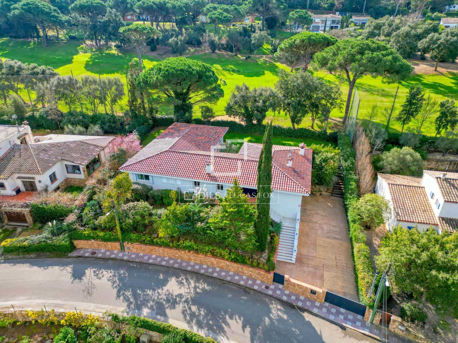 4 slaapkamer Villa te koop in Santa Cristina d'Aro met zwembad garage - € 1.350.000 (Ref: 9921144)