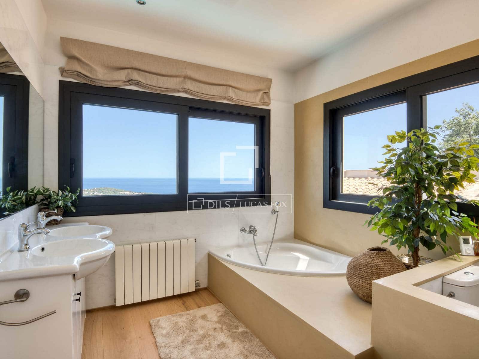 5 chambre Villa/Maison à vendre à Castell-Platja d'Aro avec piscine garage - 2 595 000 € (Ref: 9921145)