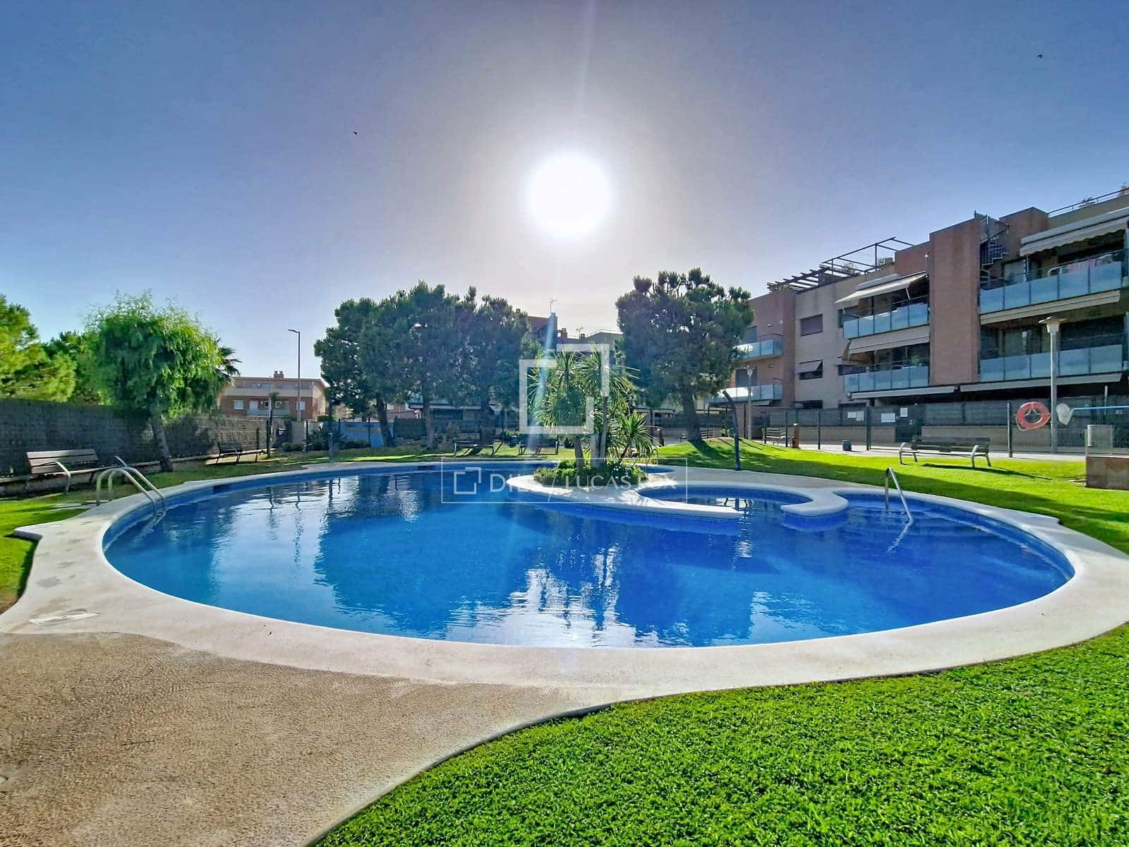 4 slaapkamer Appartement te koop in Cubelles met zwembad garage - € 439.000 (Ref: 9921146)