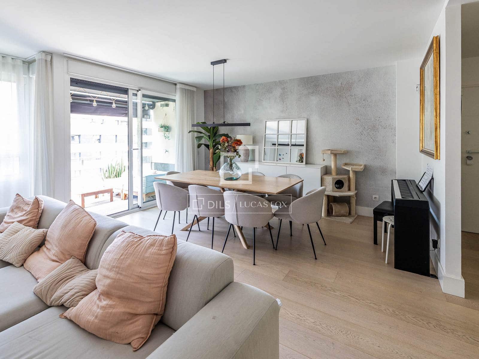 3 soveværelse Lejlighed til salg i Madrid by med swimmingpool garage - € 1.900.000 (Ref: 9921368)
