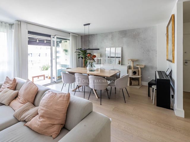 3 slaapkamer Appartement te koop in Rios Rosas, Madrid stad met zwembad garage - € 1.900.000 (Ref: 9921368)