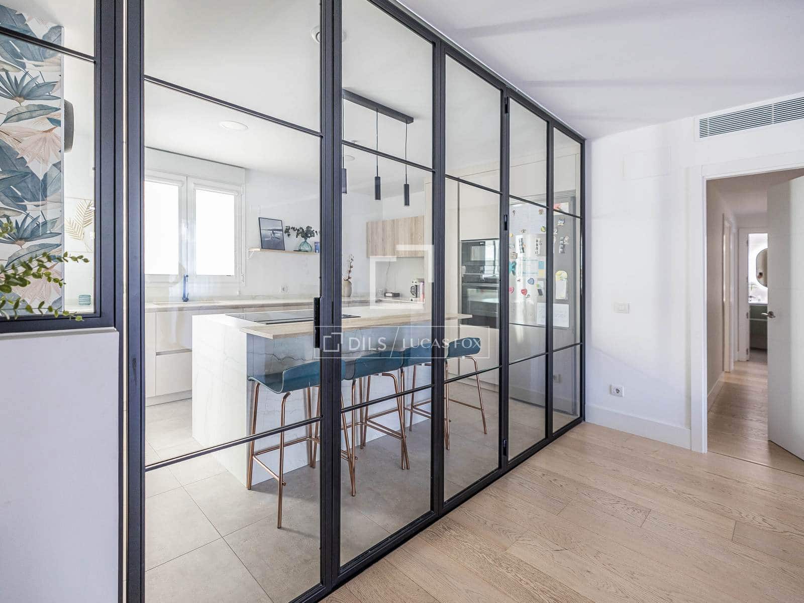3 soveværelse Lejlighed til salg i Madrid by med swimmingpool garage - € 1.900.000 (Ref: 9921368)