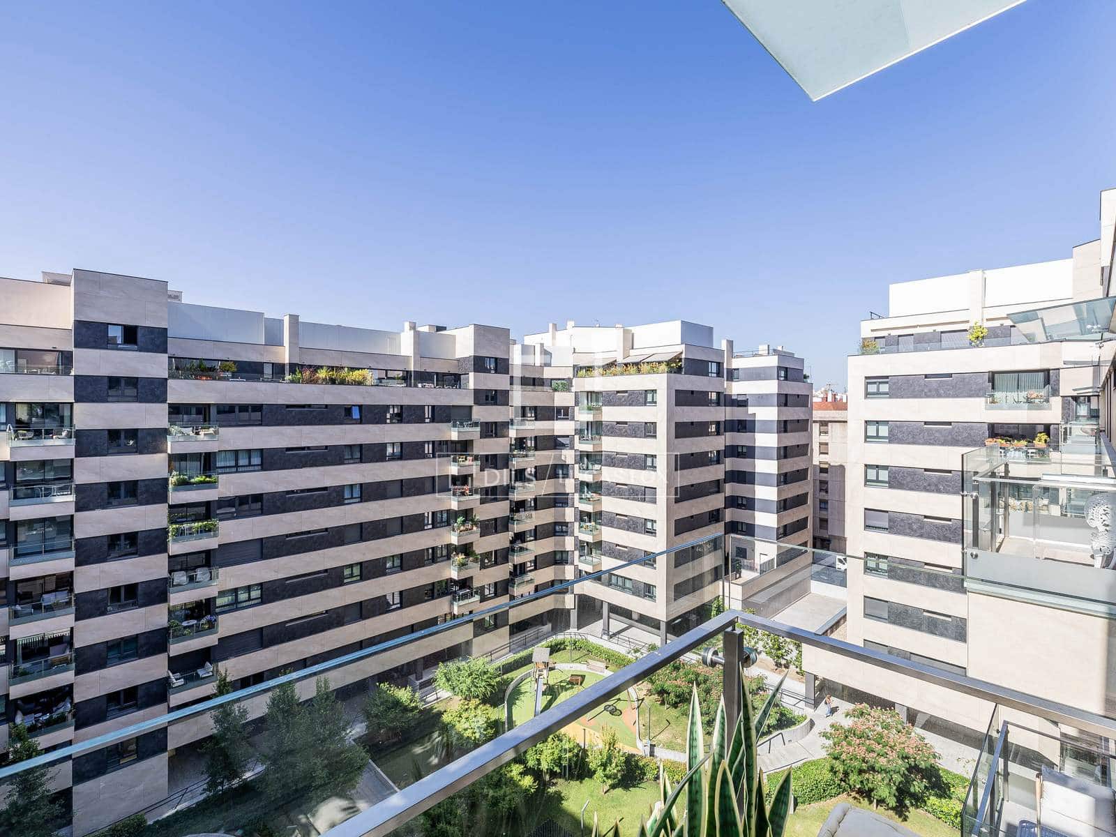 3 soveværelse Lejlighed til salg i Madrid by med swimmingpool garage - € 1.900.000 (Ref: 9921368)