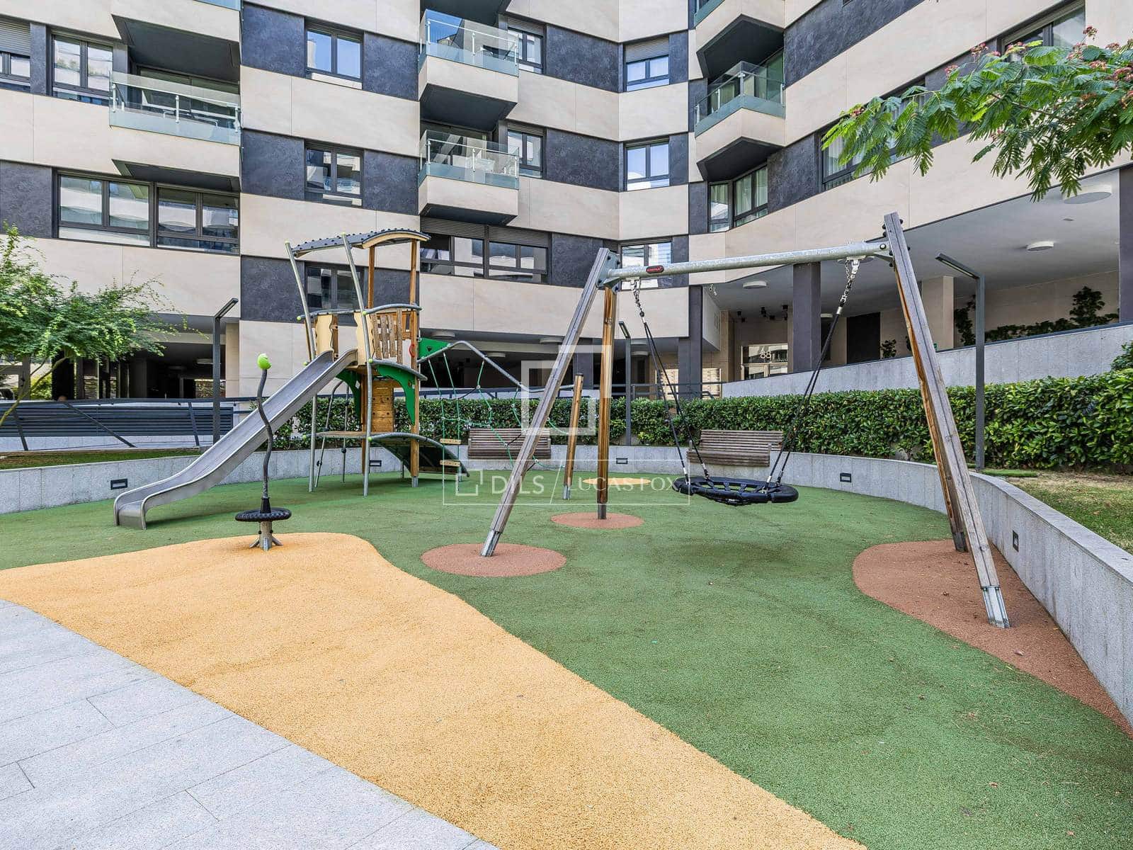 3 soveværelse Lejlighed til salg i Madrid by med swimmingpool garage - € 1.900.000 (Ref: 9921368)