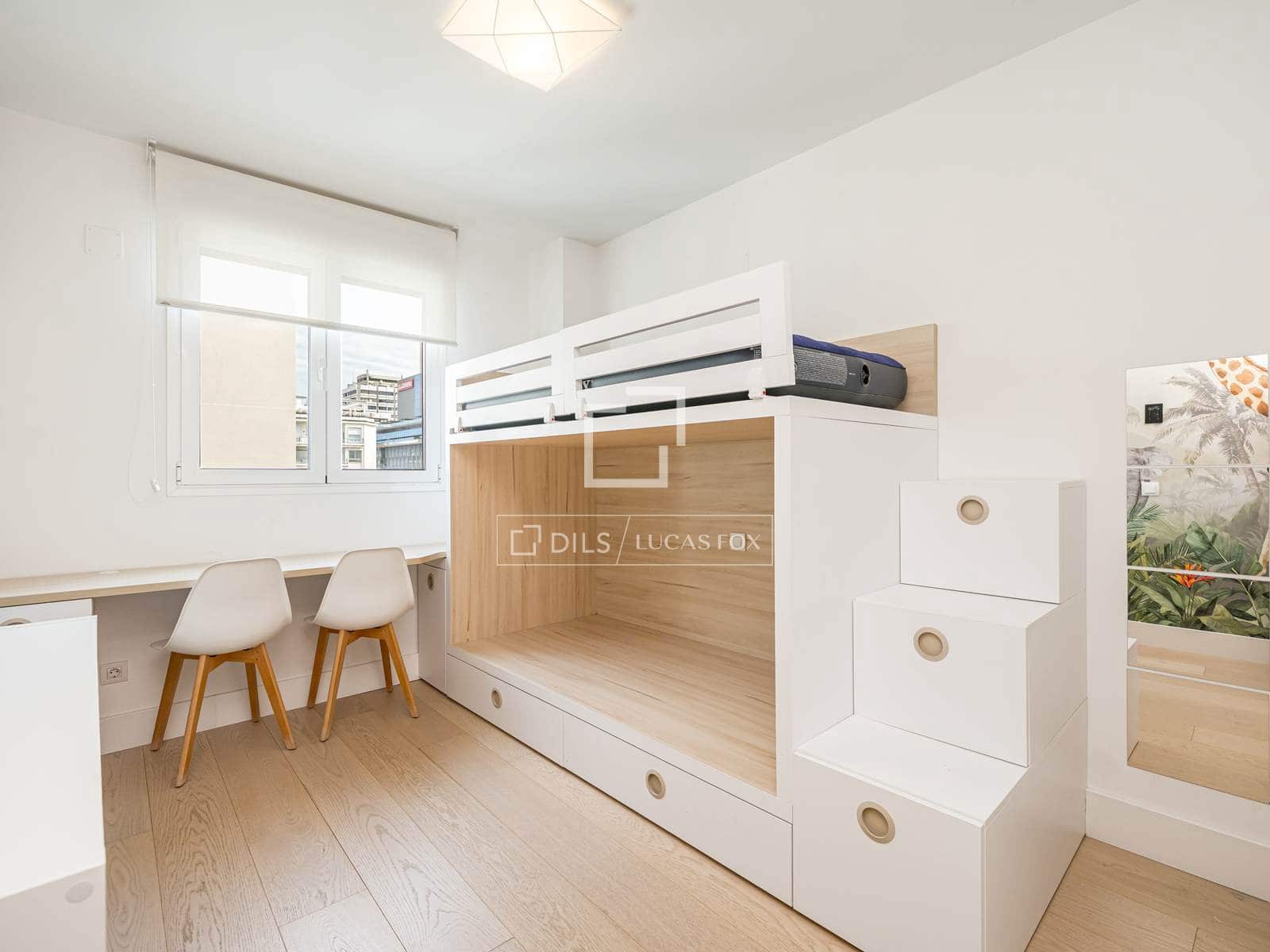 Apartamento de 3 habitaciones en Madrid ciudad en venta con piscina garaje - 1.900.000 € (Ref: 9921368)