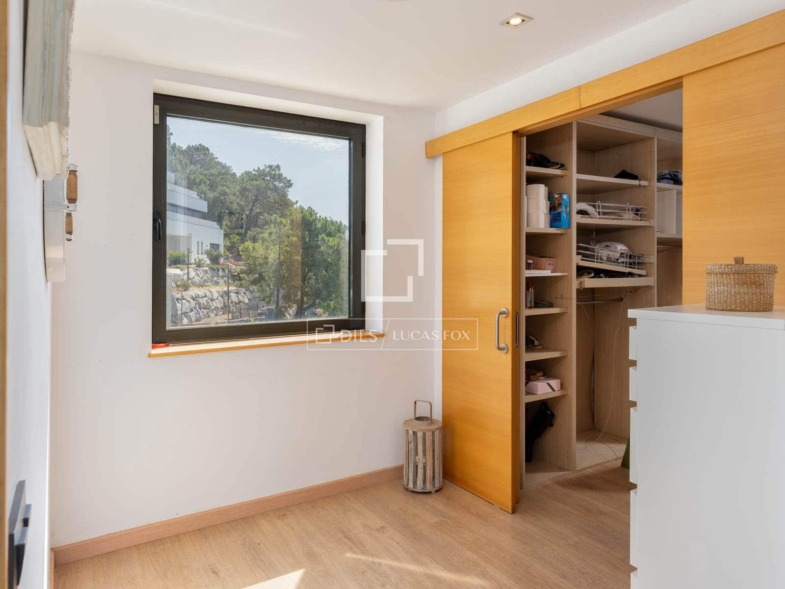 4 bedroom Villa for sale in Lloret de Mar with pool garage - € 1,200,000 (Ref: 9921369)