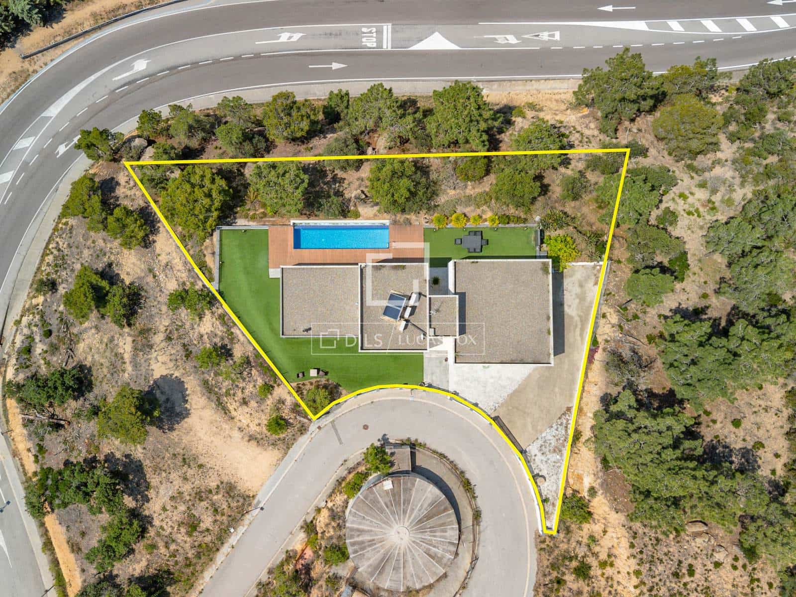 4 bedroom Villa for sale in Lloret de Mar with pool garage - € 1,200,000 (Ref: 9921369)