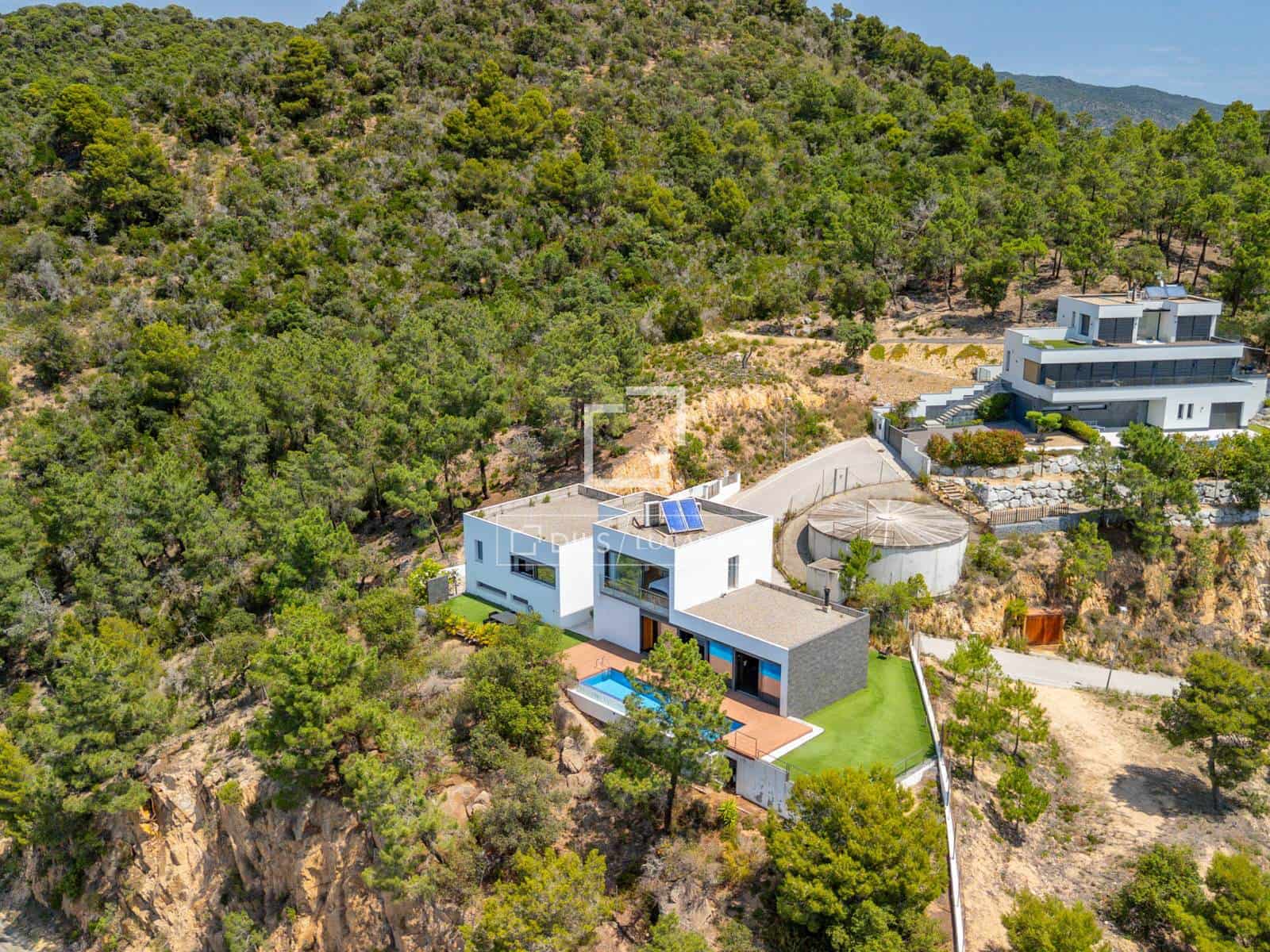 4 bedroom Villa for sale in Lloret de Mar with pool garage - € 1,200,000 (Ref: 9921369)