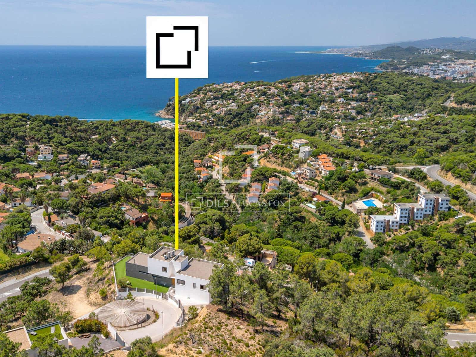 4 bedroom Villa for sale in Lloret de Mar with pool garage - € 1,200,000 (Ref: 9921369)