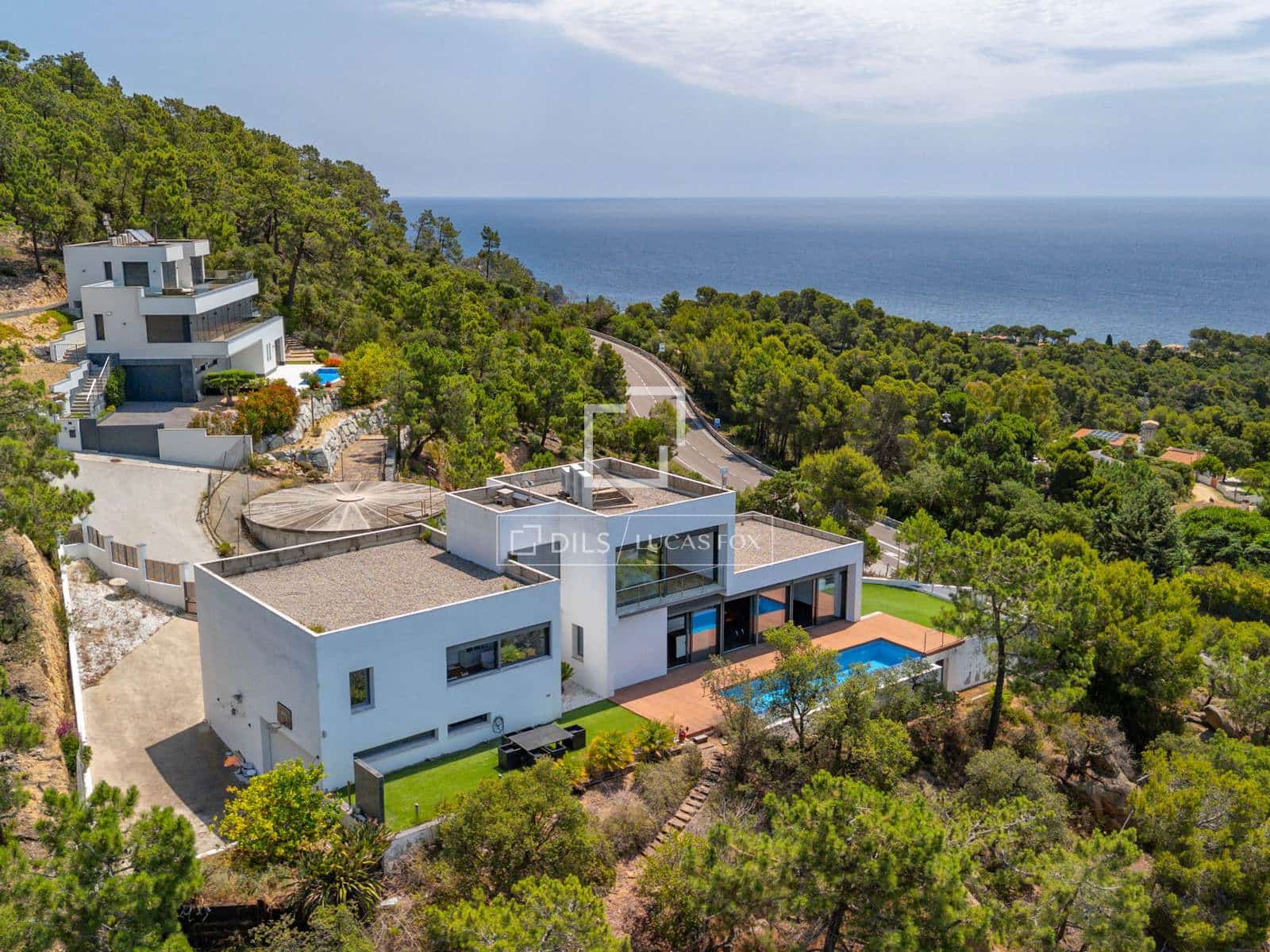 4 bedroom Villa for sale in Lloret de Mar with pool garage - € 1,200,000 (Ref: 9921369)