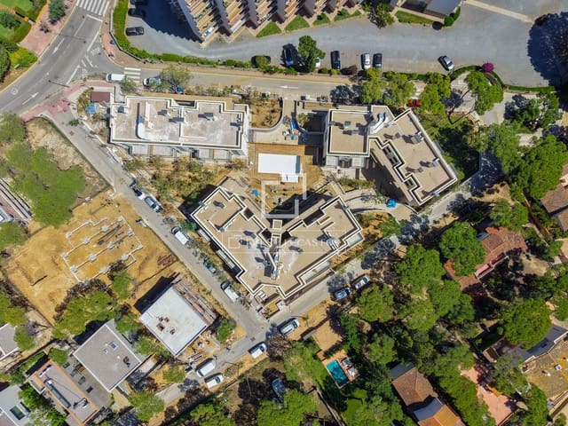 2 soveværelse Lejlighed til salg i Palamós med swimmingpool garage - € 450.000 (Ref: 9921370)