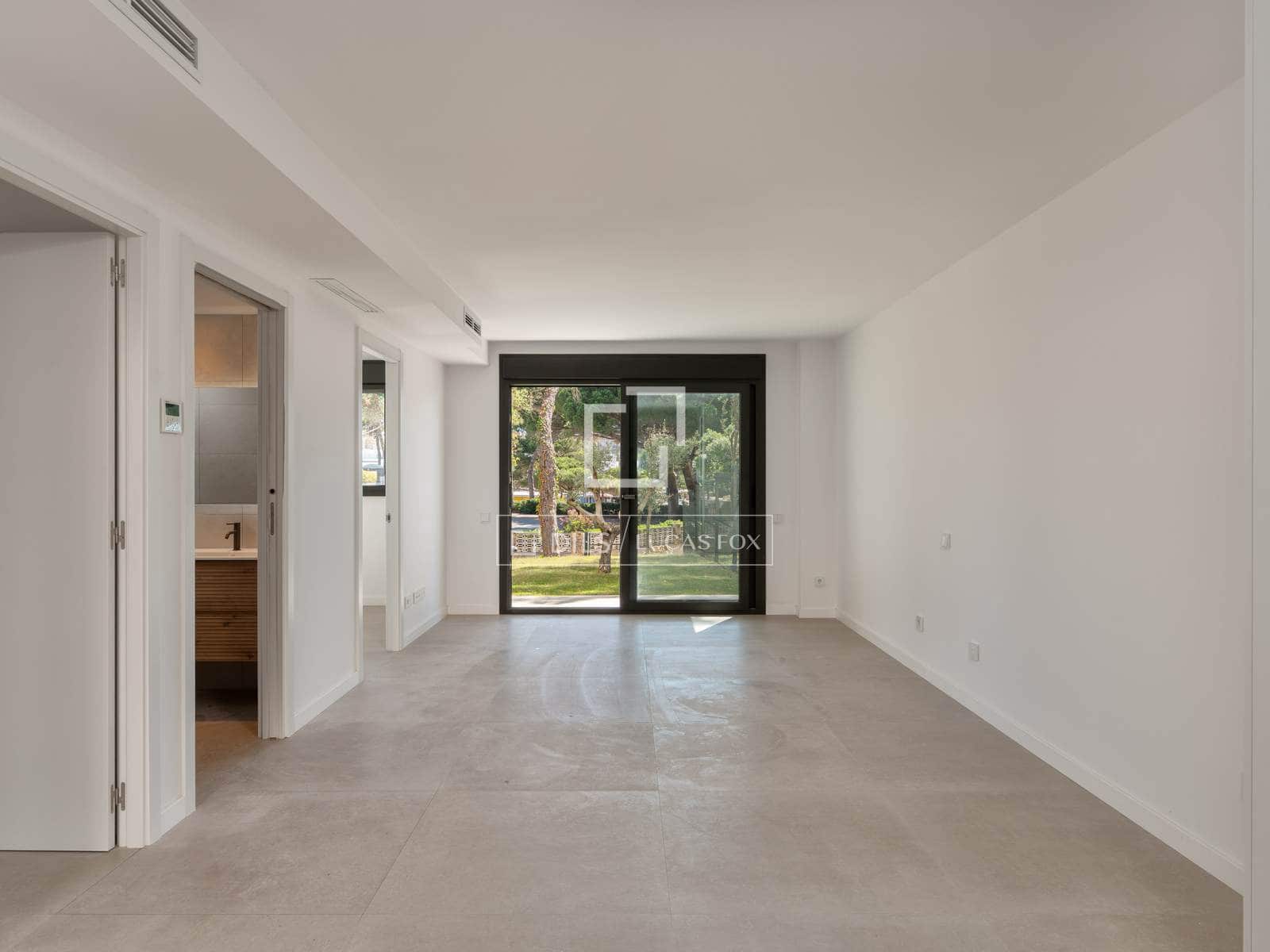 2 bedroom Apartment for sale in Palamos with pool garage - € 790,000 (Ref: 9921372)