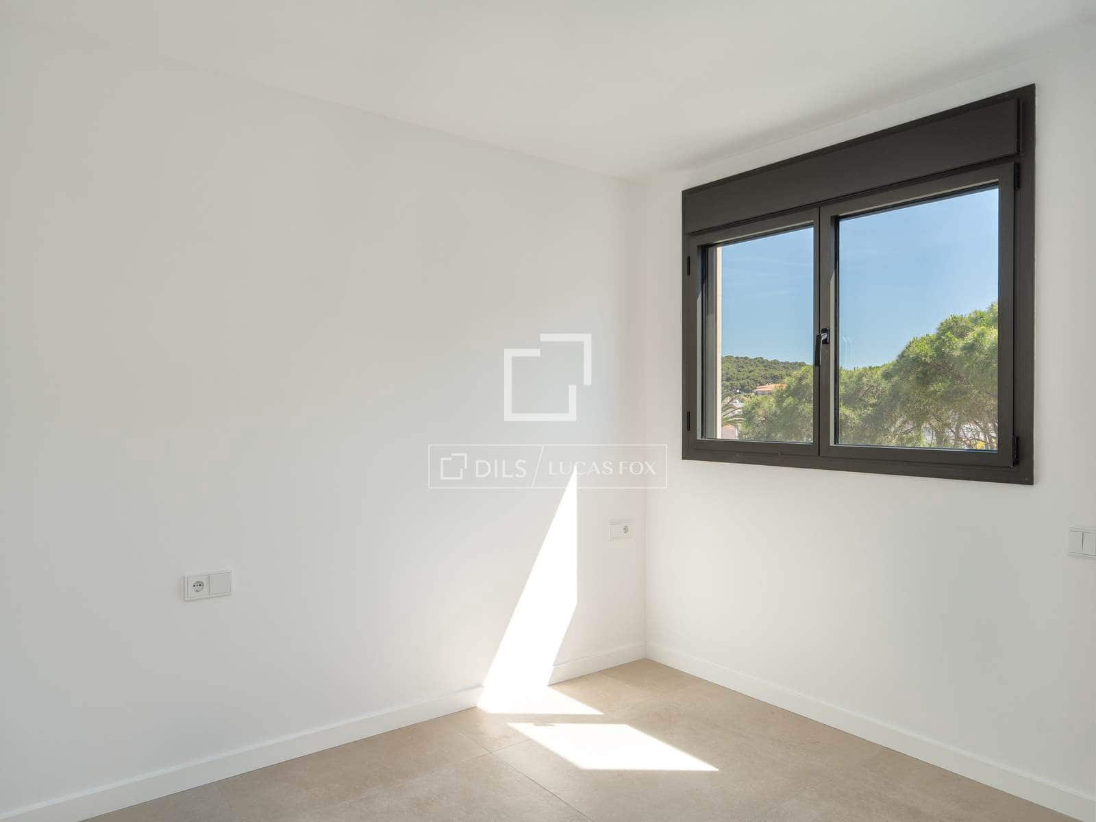 2 soveværelse Lejlighed til salg i Palamos med swimmingpool garage - € 575.000 (Ref: 9921377)
