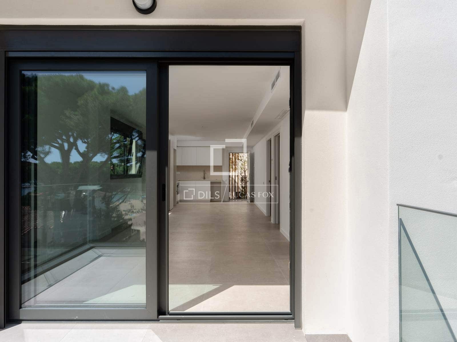 2 soveværelse Lejlighed til salg i Palamos med swimmingpool garage - € 575.000 (Ref: 9921377)