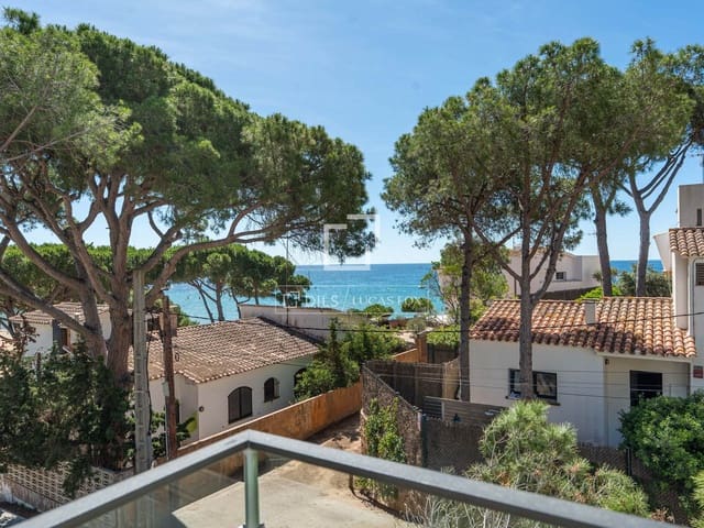 2 soveværelse Lejlighed til salg i Palamós med swimmingpool garage - € 575.000 (Ref: 9921377)
