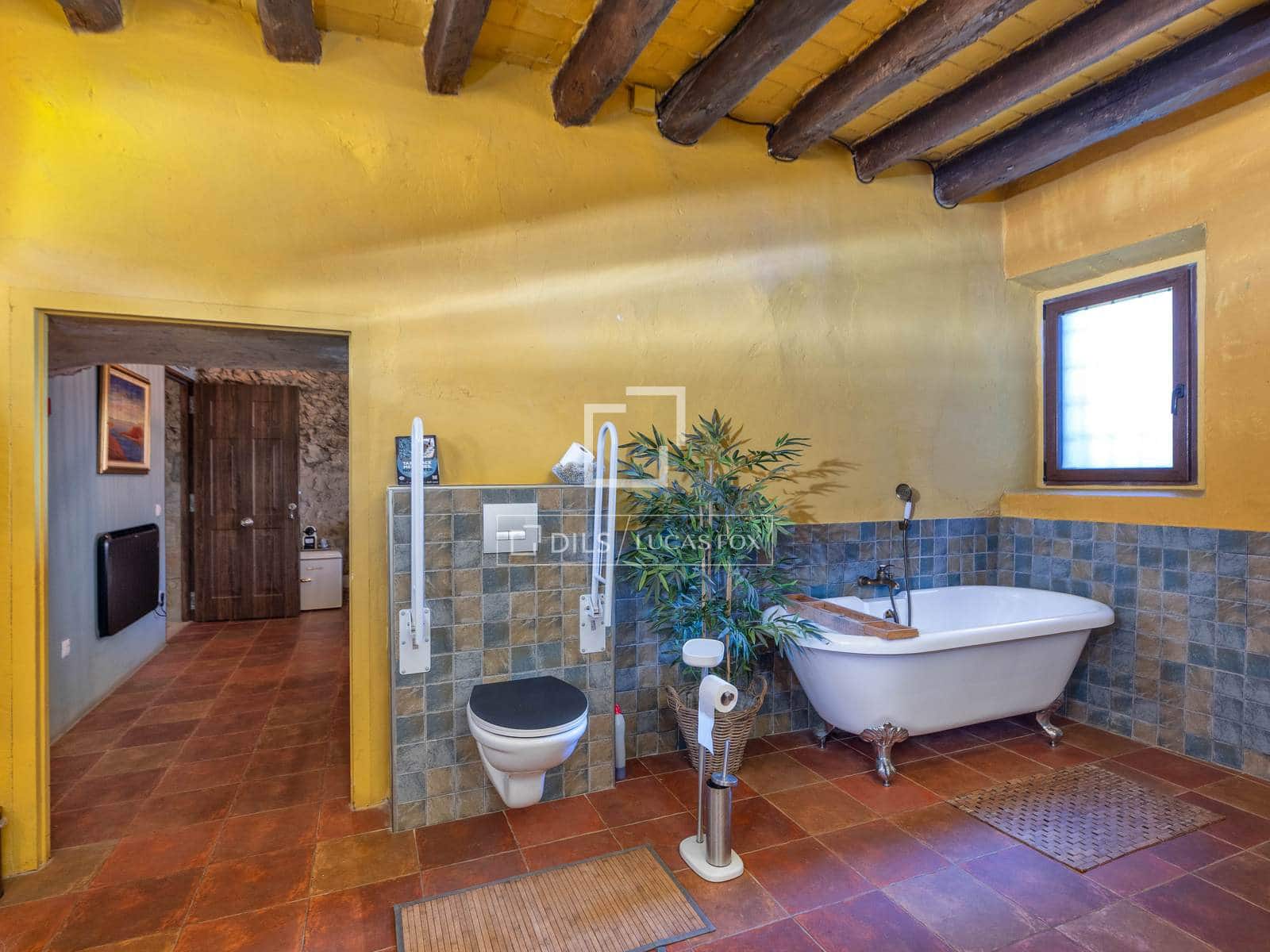 9 bedroom Finca/Country House for sale in Torroella de Montgri with pool garage - € 1,990,000 (Ref: 9921451)
