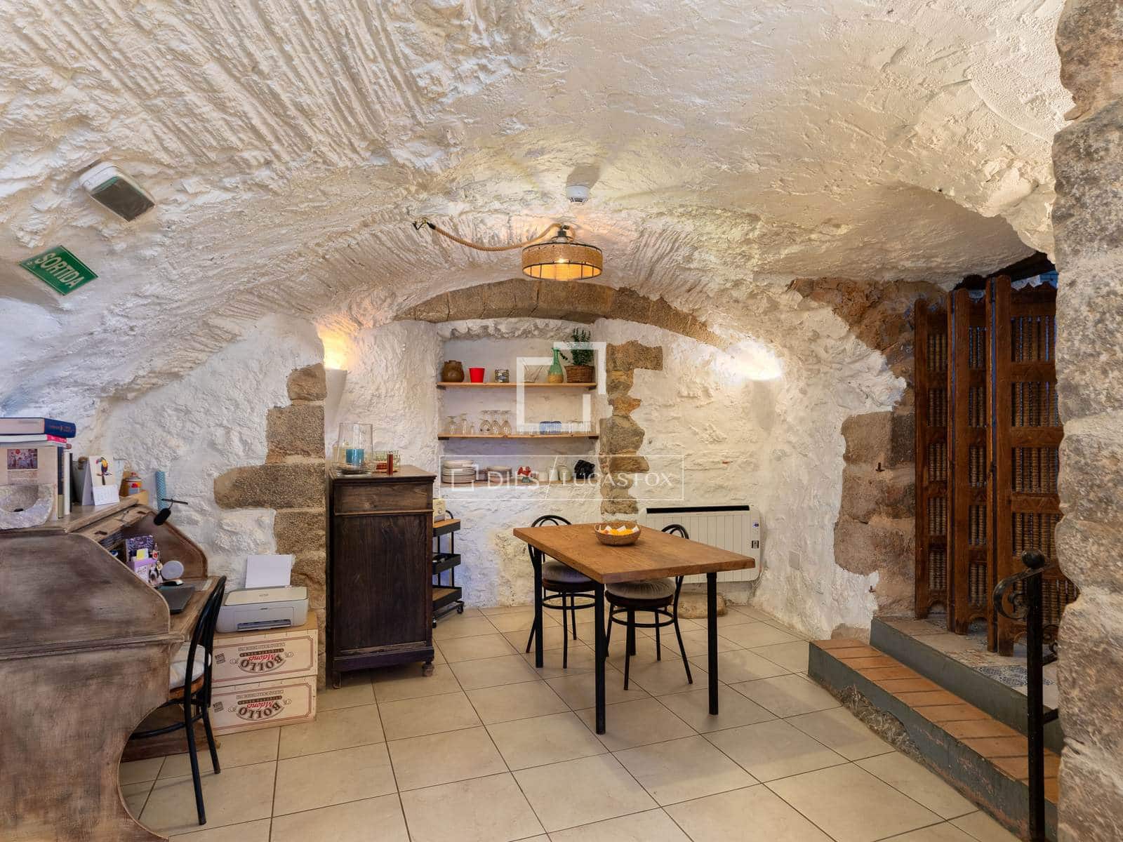 9 bedroom Finca/Country House for sale in Torroella de Montgri with pool garage - € 1,990,000 (Ref: 9921451)