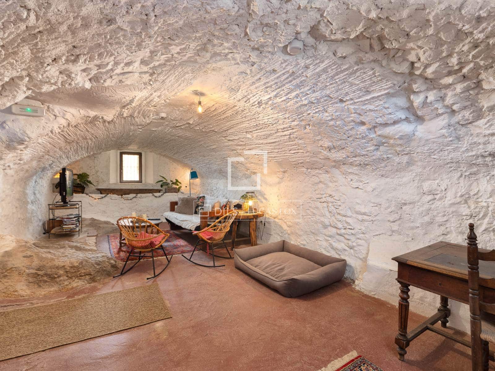 9 bedroom Finca/Country House for sale in Torroella de Montgri with pool garage - € 1,990,000 (Ref: 9921451)