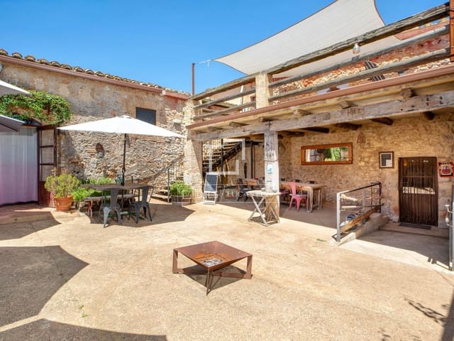 9 Zimmer Finca/Landgut zu verkaufen in Torroella de Montgrí mit Pool Garage - 1.990.000 € (Ref: 9921451)