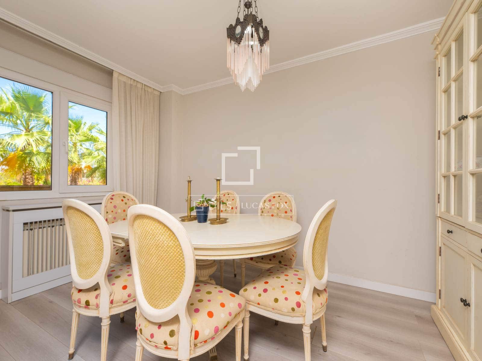 3 bedroom Apartment for sale in Ibiza / Eivissa town with garage - € 630,000 (Ref: 9921452)