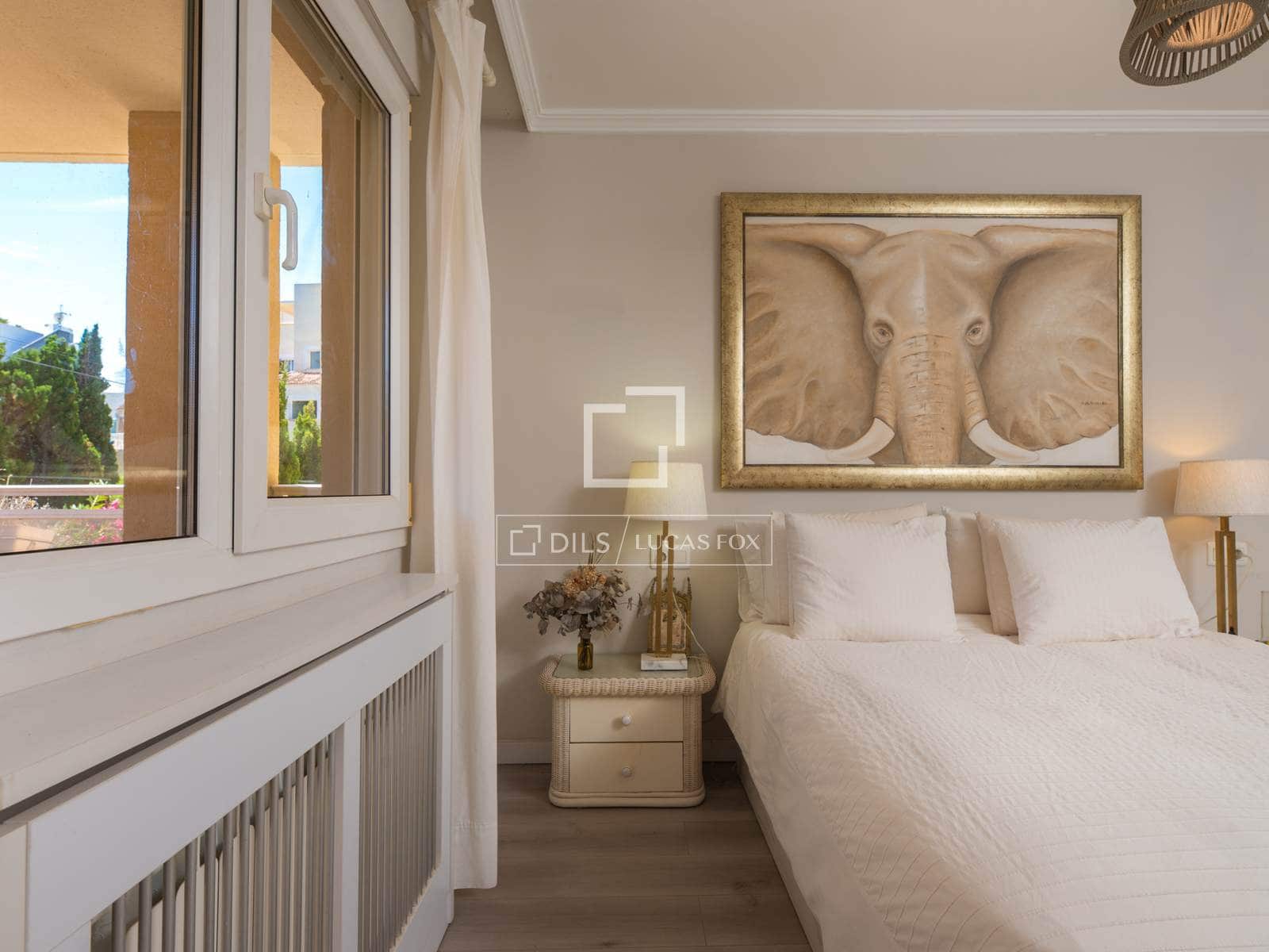 3 bedroom Apartment for sale in Ibiza / Eivissa town with garage - € 630,000 (Ref: 9921452)