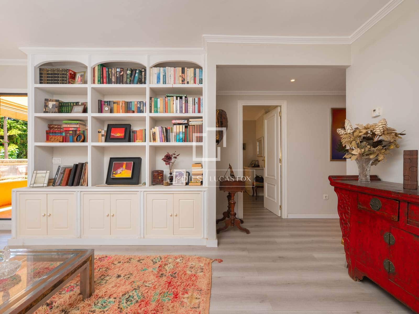 3 bedroom Apartment for sale in Ibiza / Eivissa town with garage - € 630,000 (Ref: 9921452)