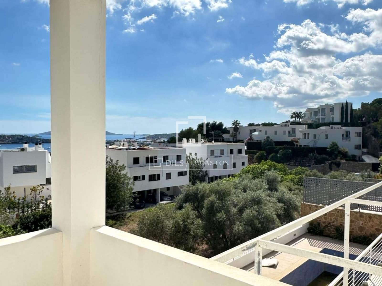 8 slaapkamer Villa te koop in Santa Eulalia / Santa Eularia met garage - € 3.700.000 (Ref: 9921453)