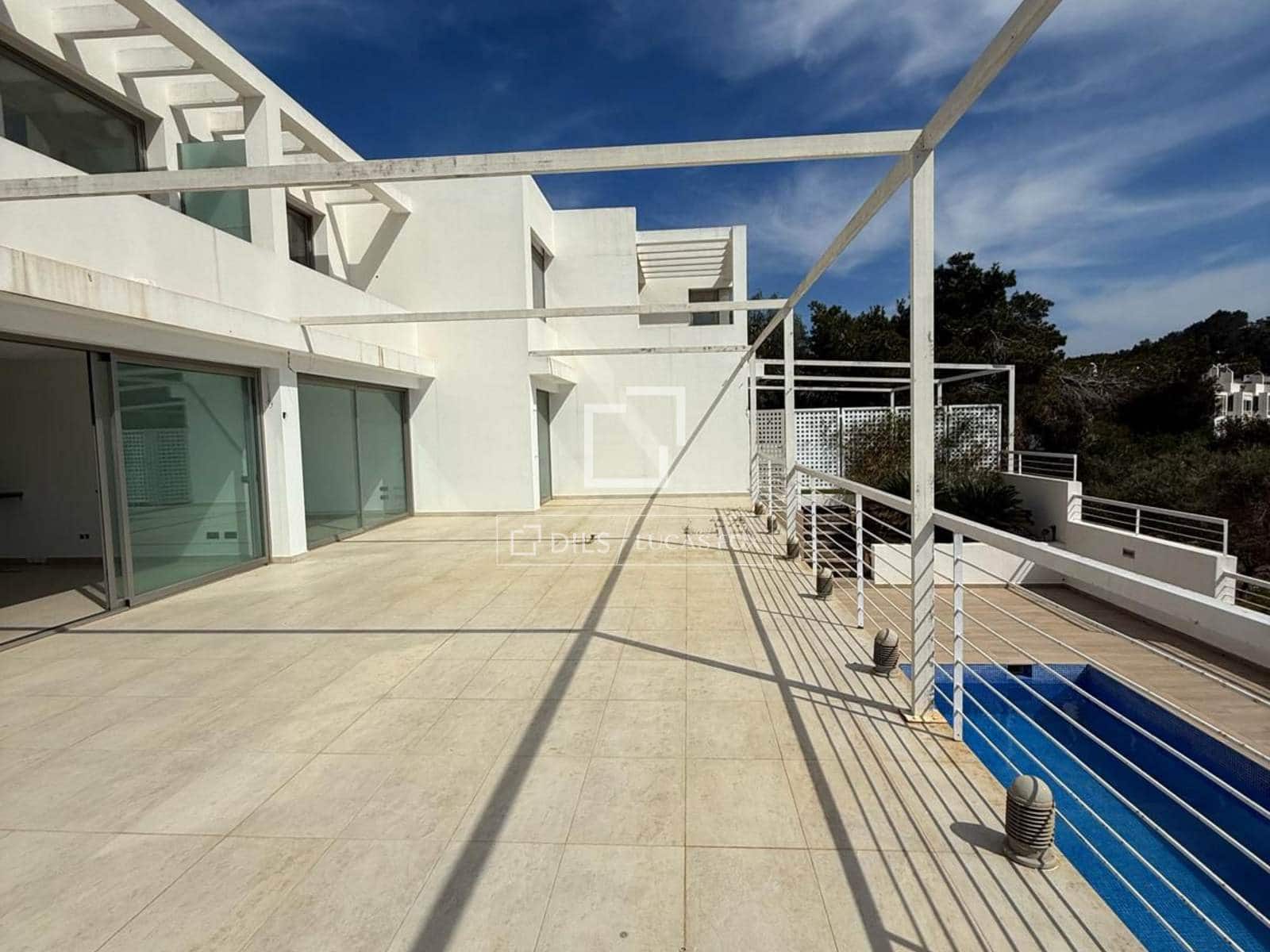 8 slaapkamer Villa te koop in Santa Eulalia / Santa Eularia met garage - € 3.700.000 (Ref: 9921453)