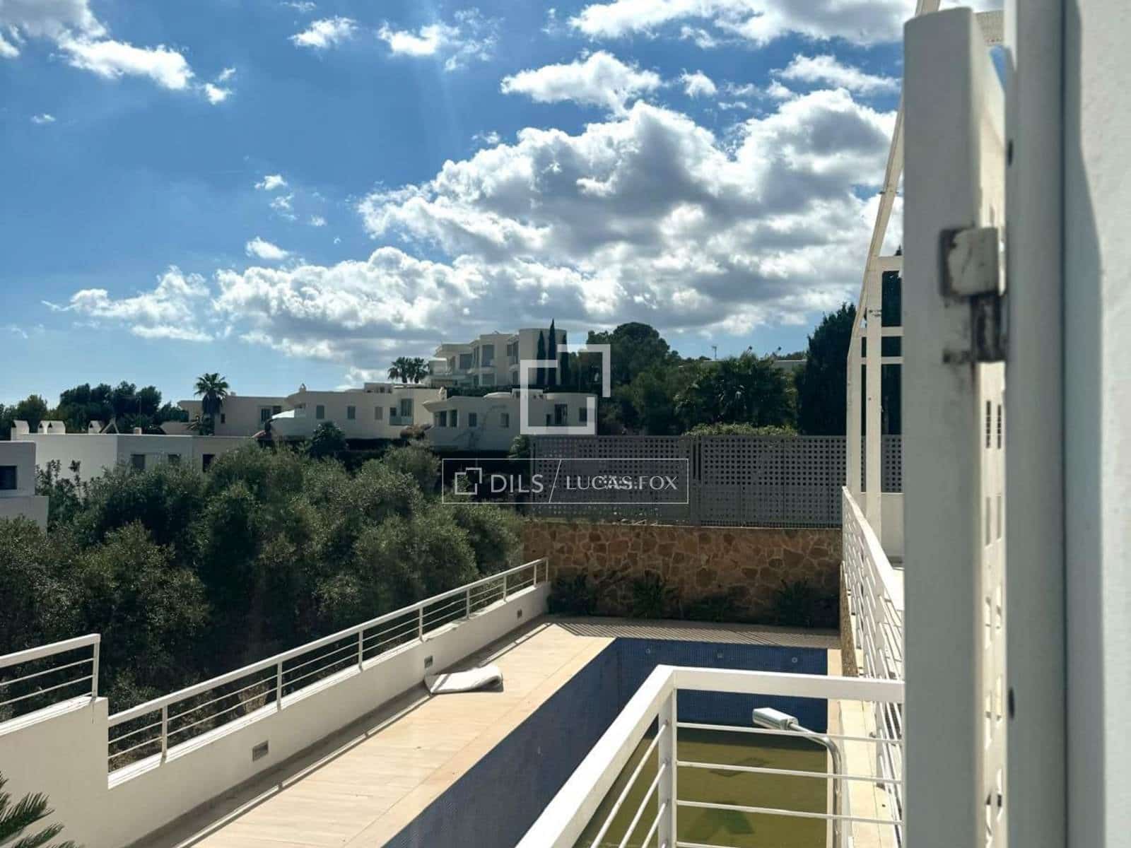8 slaapkamer Villa te koop in Santa Eulalia / Santa Eularia met garage - € 3.700.000 (Ref: 9921453)