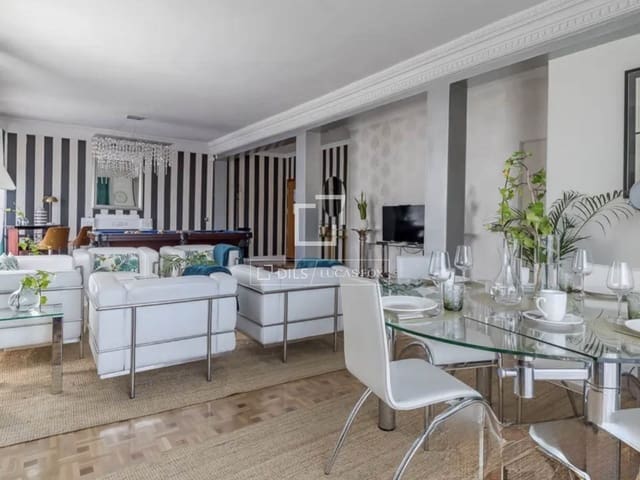 Appartement de 3 chambres à louer à Castellana, Madrid ville - 2 950 € (Ref: 9922823)