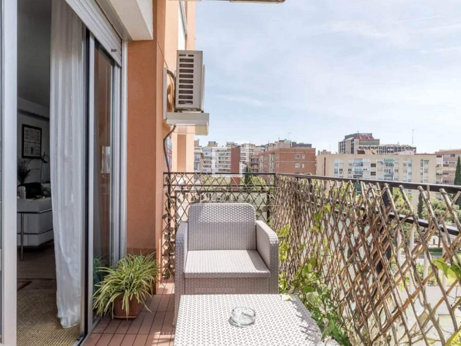 Appartement de 3 chambres à louer à Madrid ville - 2 950 € (Ref: 9922823)