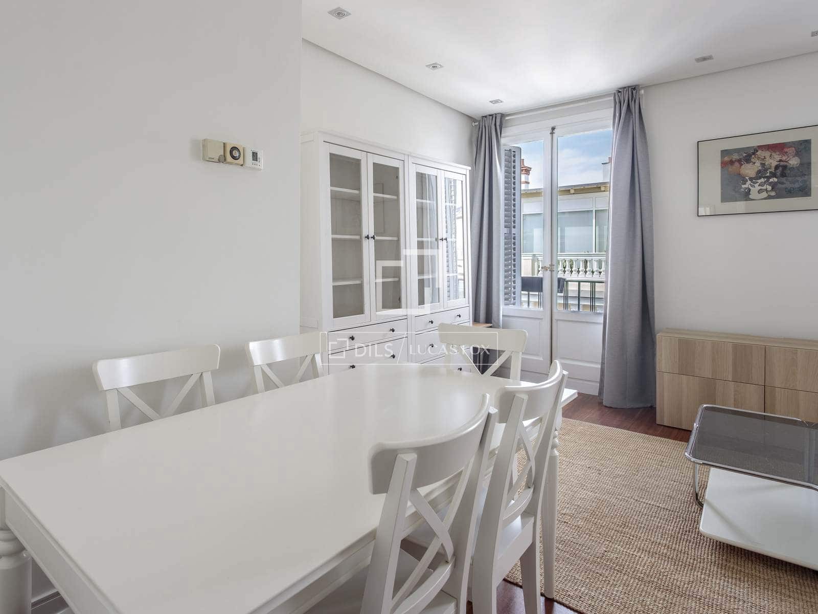 2 sovrum Lägenhet att hyra i Madrid stad - 3 900 € (Ref: 9923044)