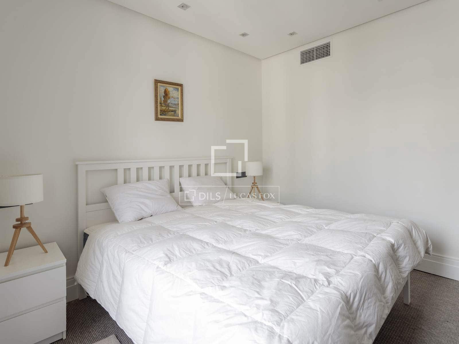 2 sovrum Lägenhet att hyra i Madrid stad - 3 900 € (Ref: 9923044)