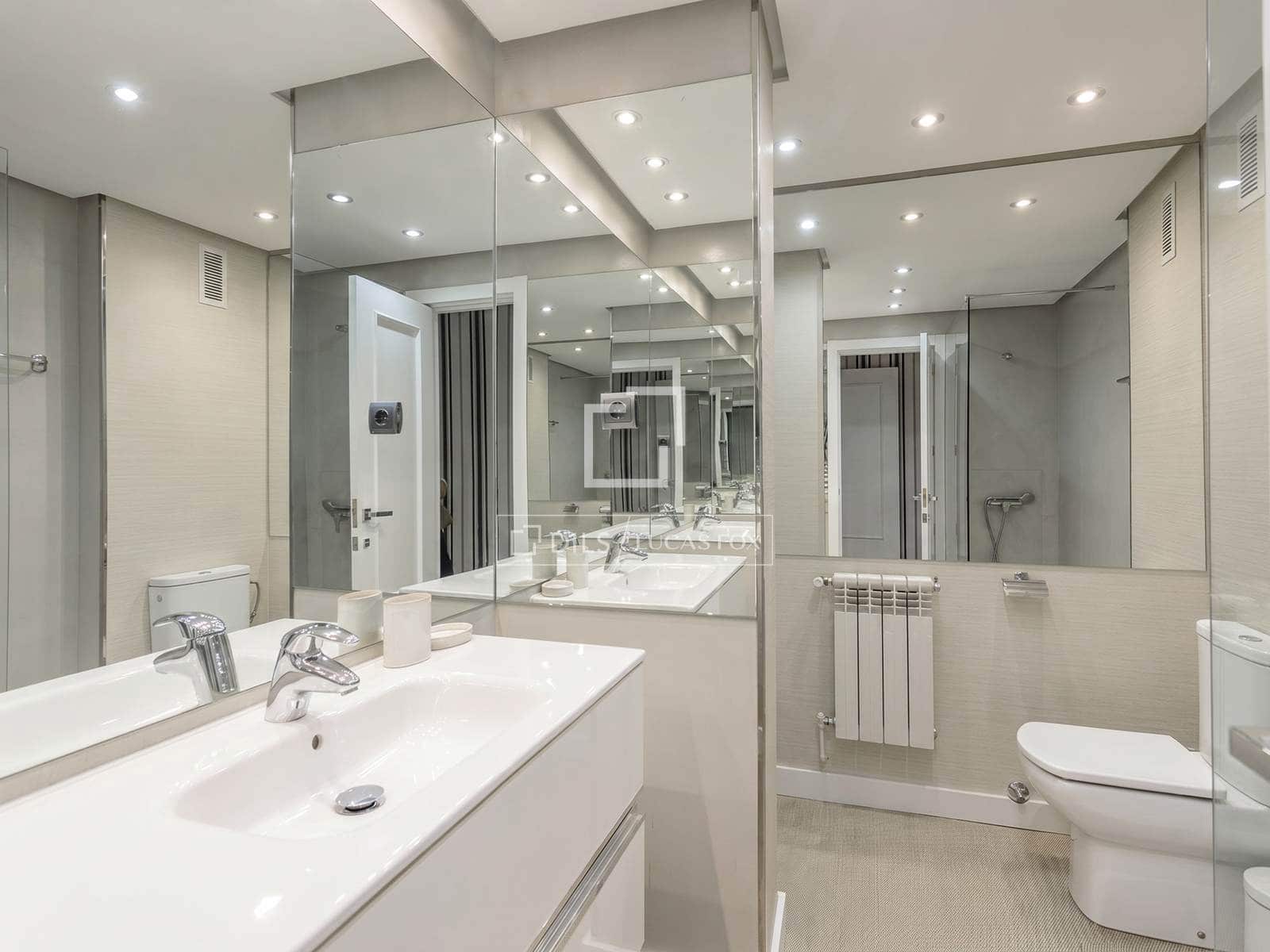 2 sovrum Lägenhet att hyra i Madrid stad - 3 900 € (Ref: 9923044)