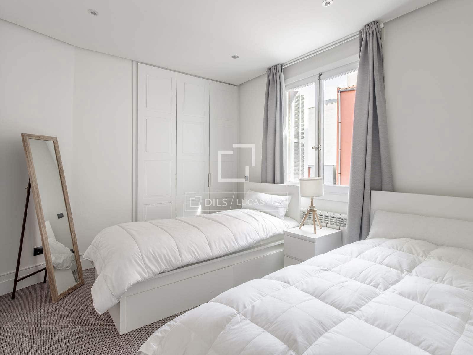 2 sovrum Lägenhet att hyra i Madrid stad - 3 900 € (Ref: 9923044)
