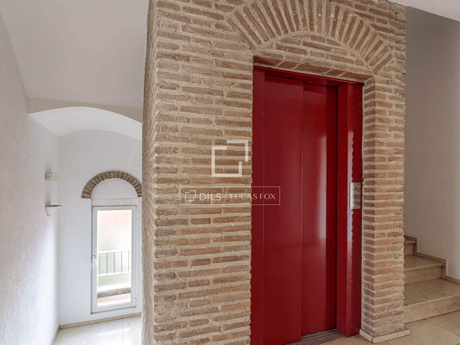2 sovrum Lägenhet att hyra i Madrid stad - 3 900 € (Ref: 9923044)