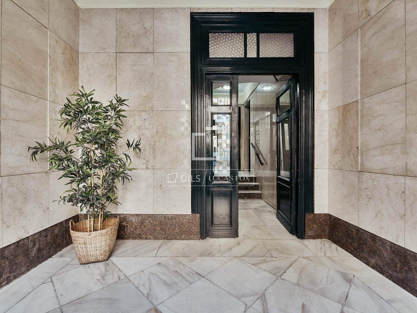 Apartamento de 3 habitaciones en Madrid ciudad en venta - 1.449.000 € (Ref: 9923046)