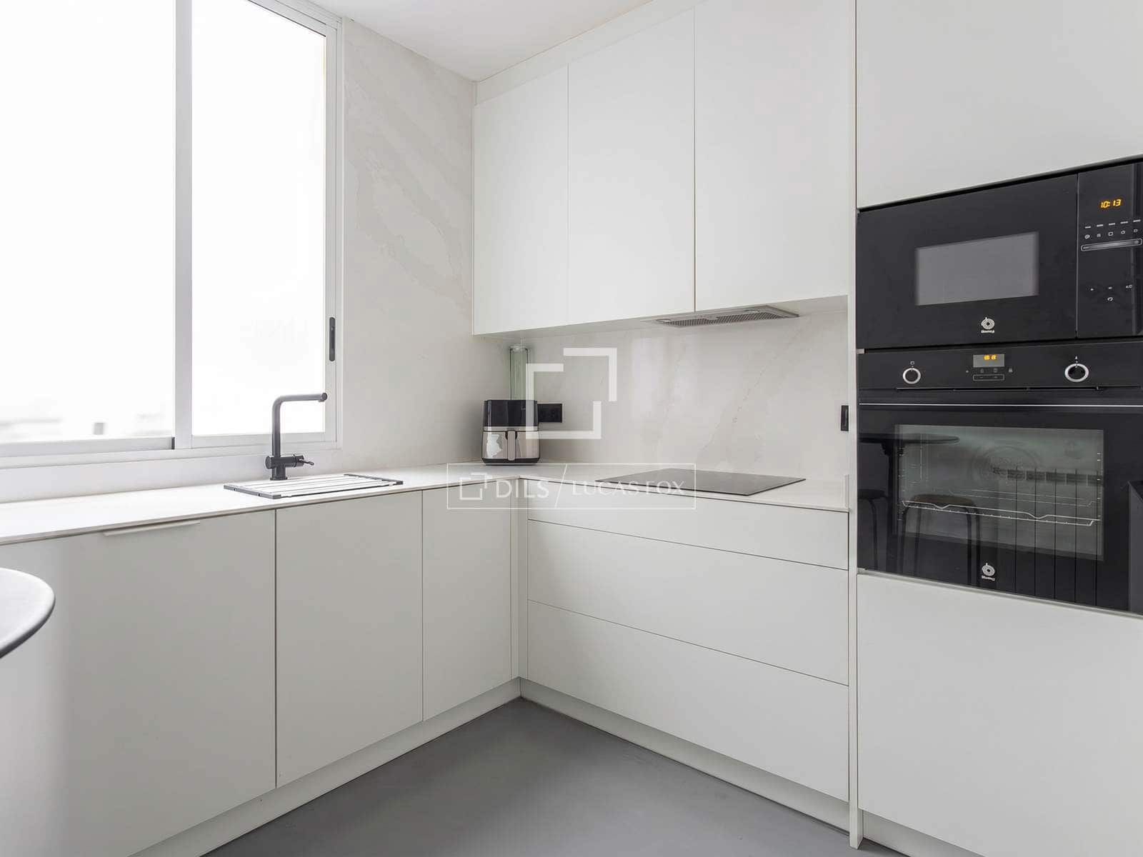 3 bedroom Apartment for sale in Madrid city - € 3,300,000 (Ref: 9923047)