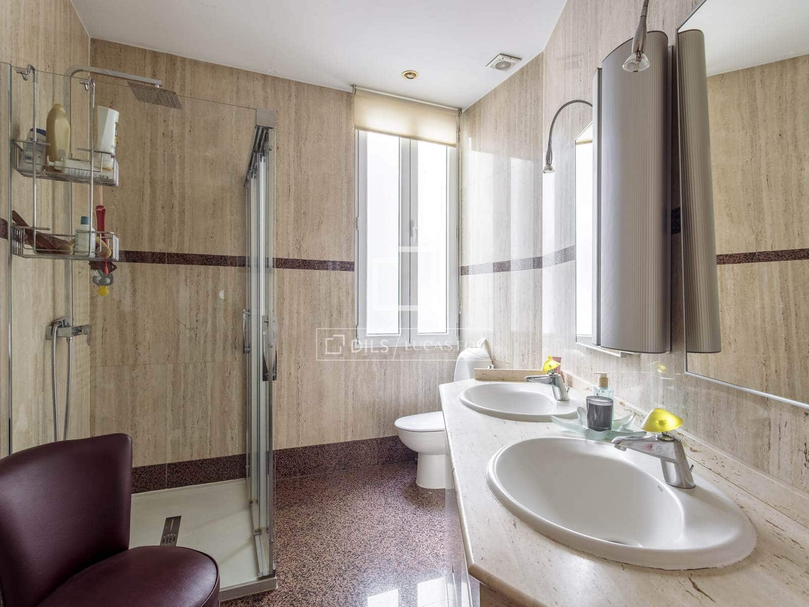 3 bedroom Apartment for sale in Madrid city - € 3,300,000 (Ref: 9923047)