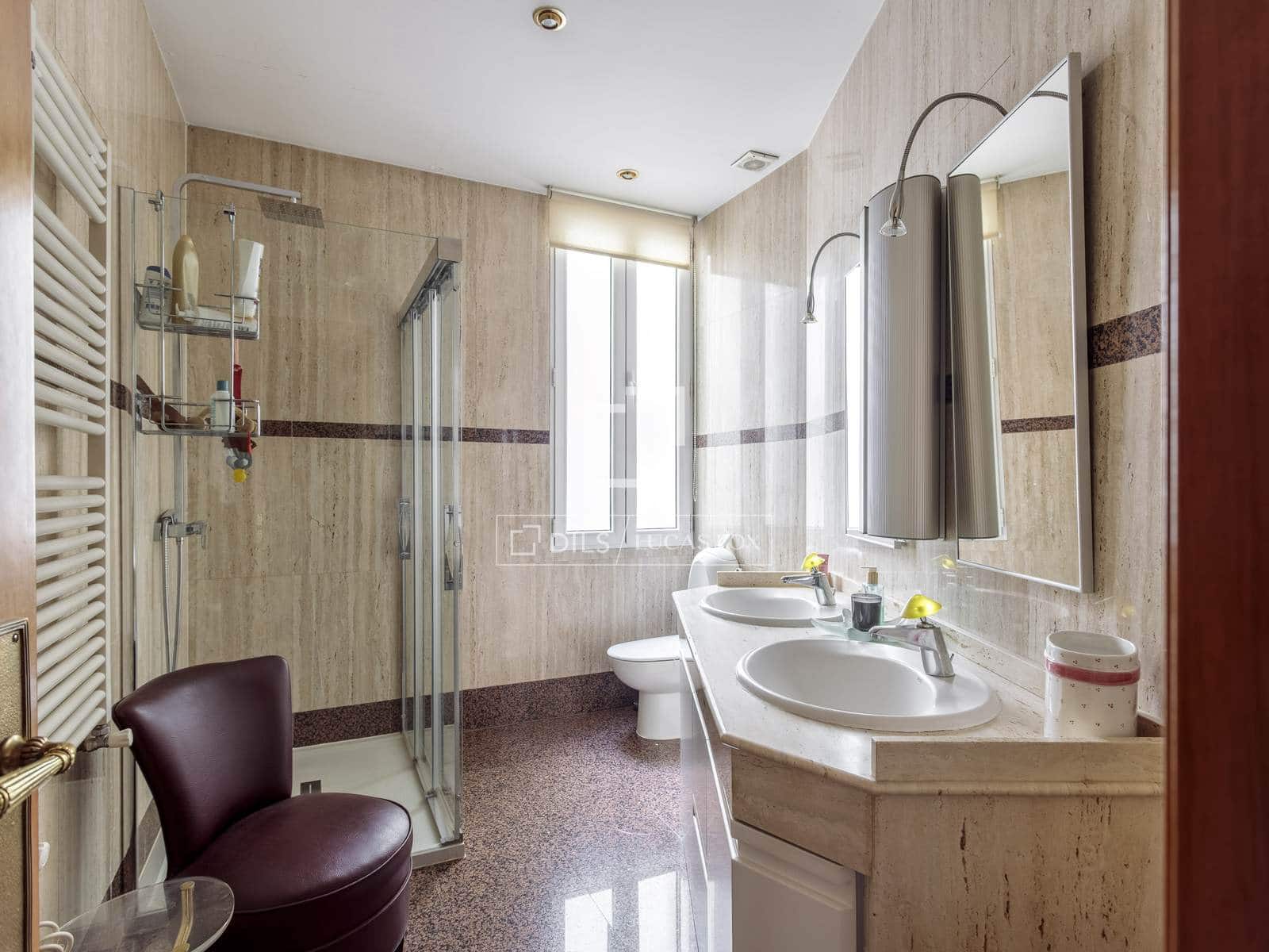 3 bedroom Apartment for sale in Madrid city - € 3,300,000 (Ref: 9923047)