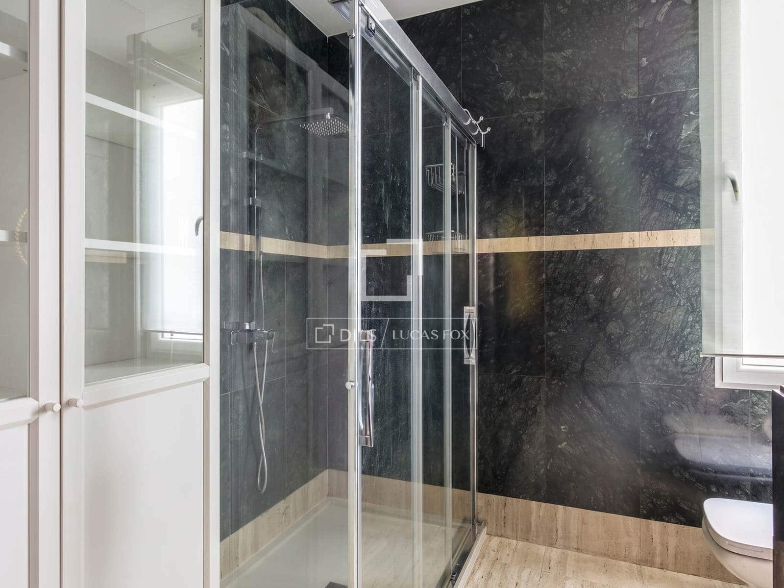 3 bedroom Apartment for sale in Madrid city - € 3,300,000 (Ref: 9923047)