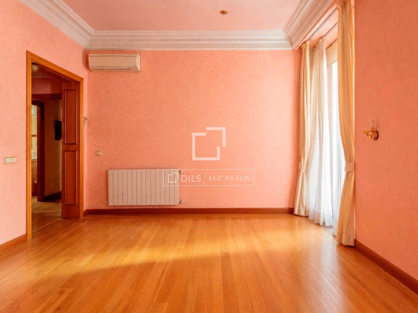 3 soveværelse Lejlighed til salg i Madrid by - € 3.300.000 (Ref: 9923047)
