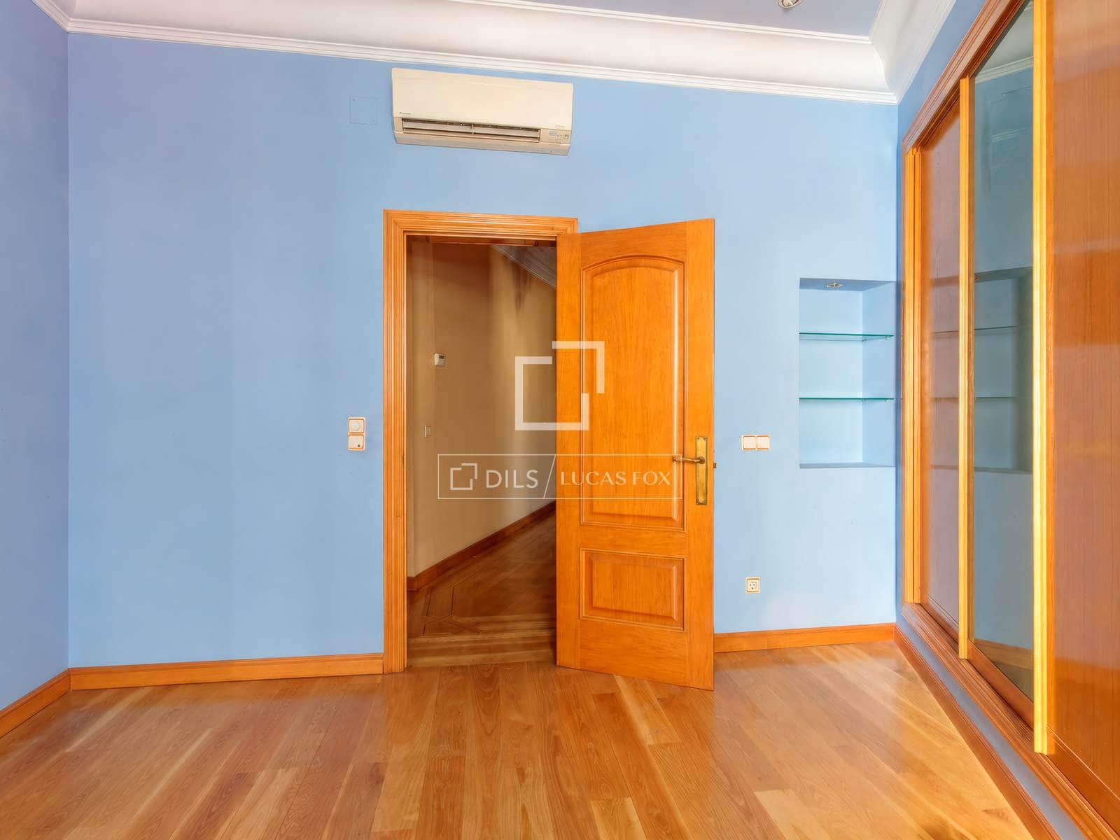 3 soveværelse Lejlighed til salg i Madrid by - € 3.300.000 (Ref: 9923047)