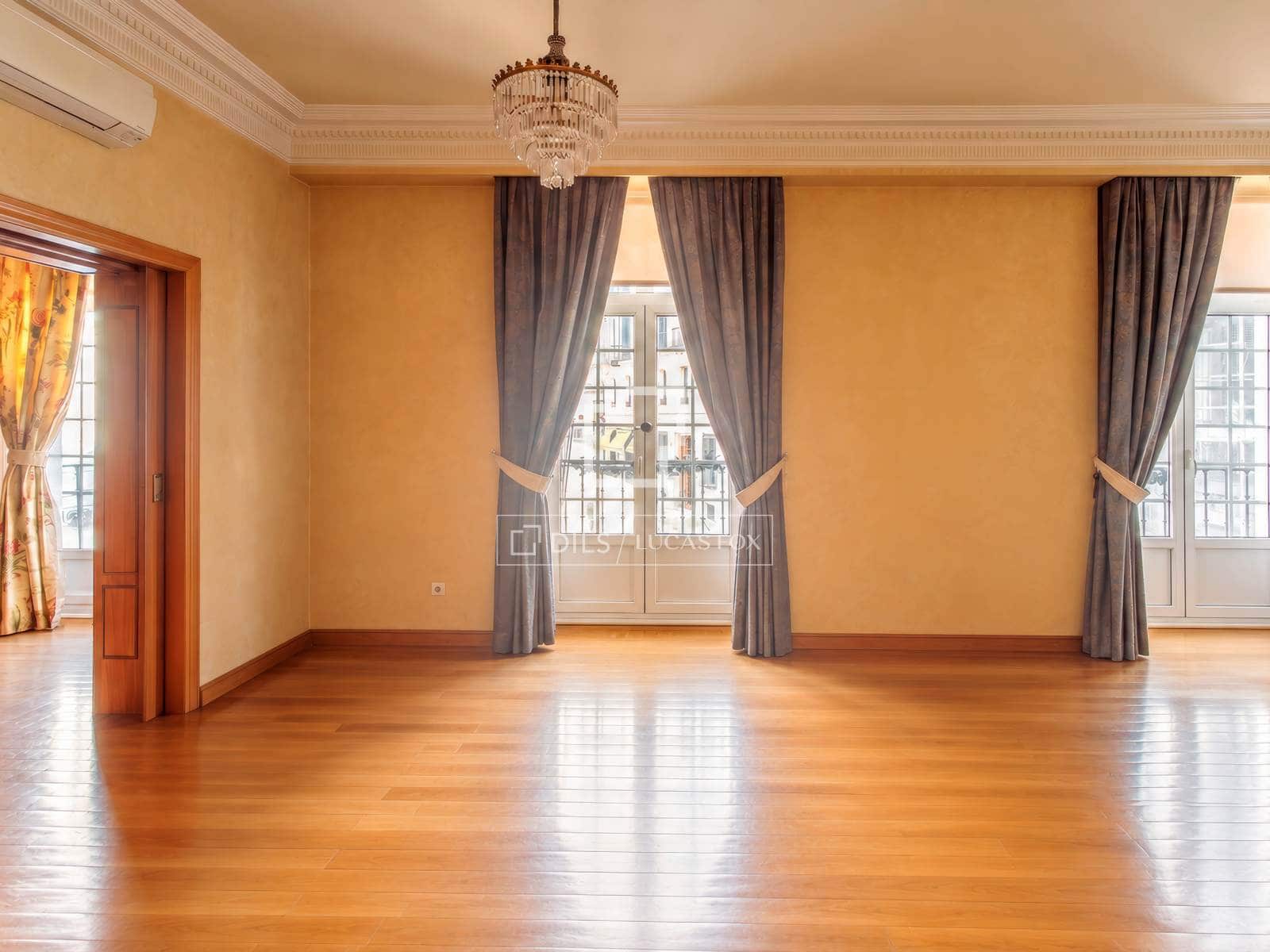 3 soveværelse Lejlighed til salg i Madrid by - € 3.300.000 (Ref: 9923047)