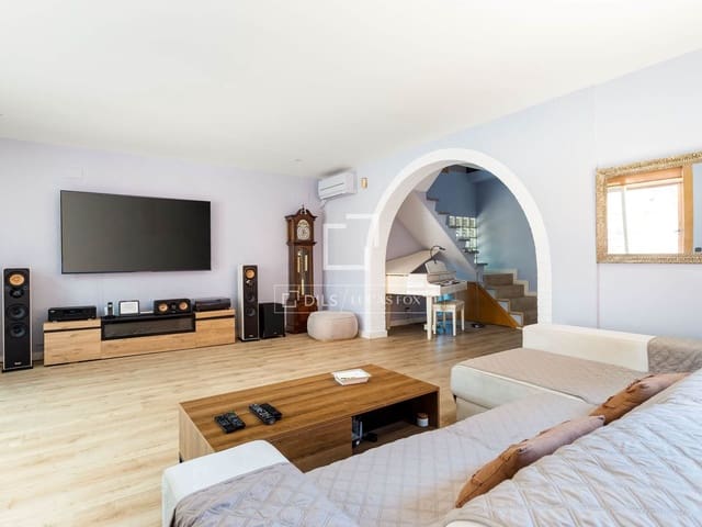 3 soveværelse Villa til salg i Teià med swimmingpool garage - € 626.000 (Ref: 9924813)