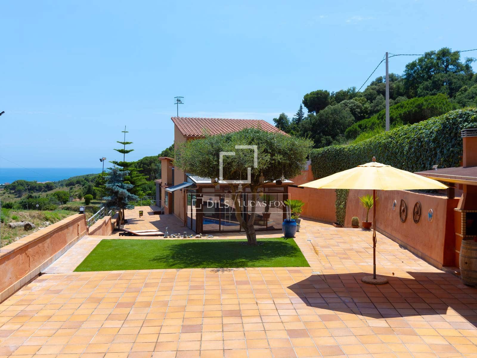 3 bedroom Villa for sale in Teia with pool garage - € 626,000 (Ref: 9924813)