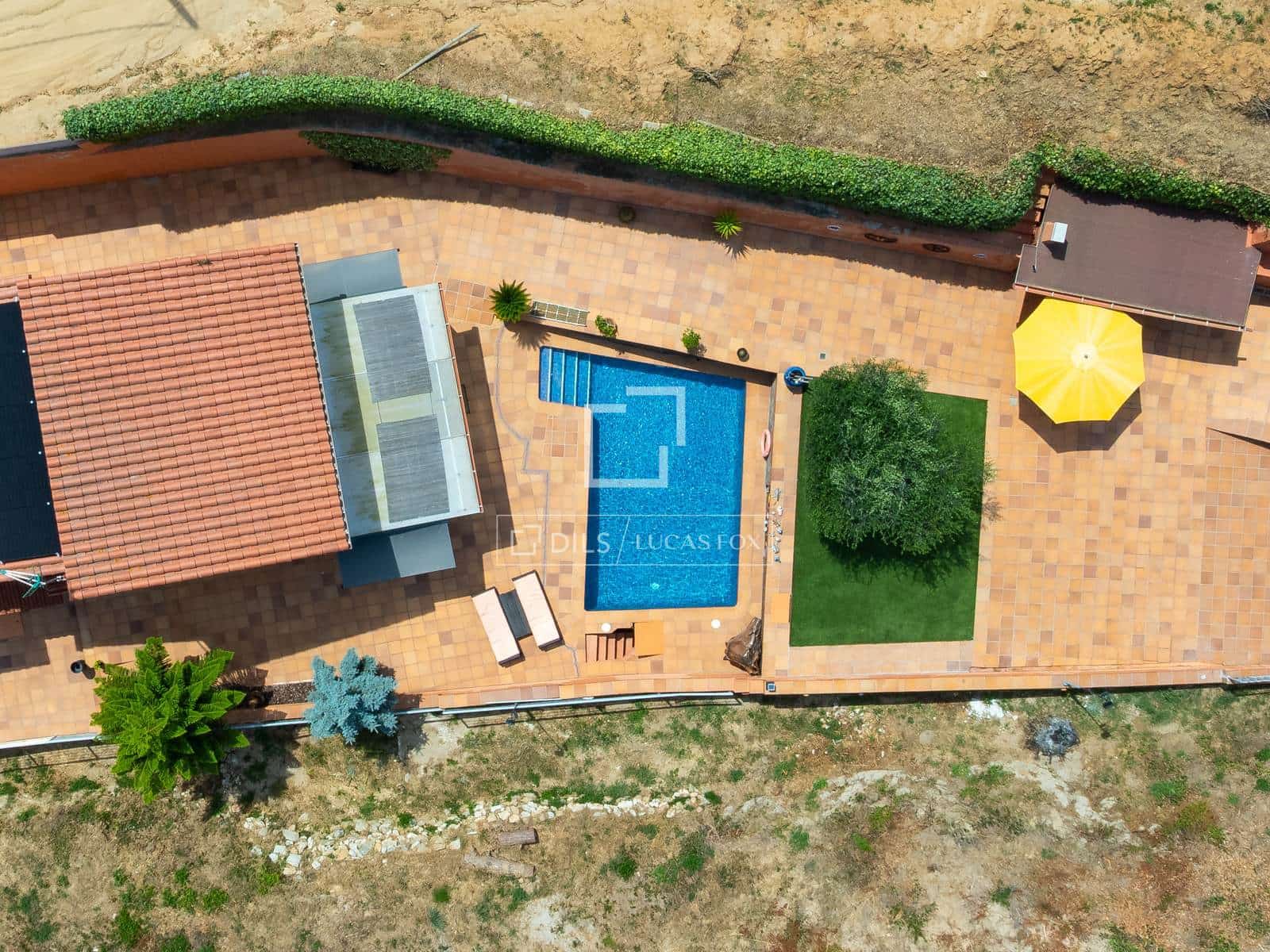 3 bedroom Villa for sale in Teia with pool garage - € 626,000 (Ref: 9924813)