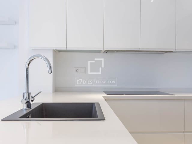 Apartamento de 3 habitaciones en València ciudad en alquiler - 2.600 € (Ref: 9924850)