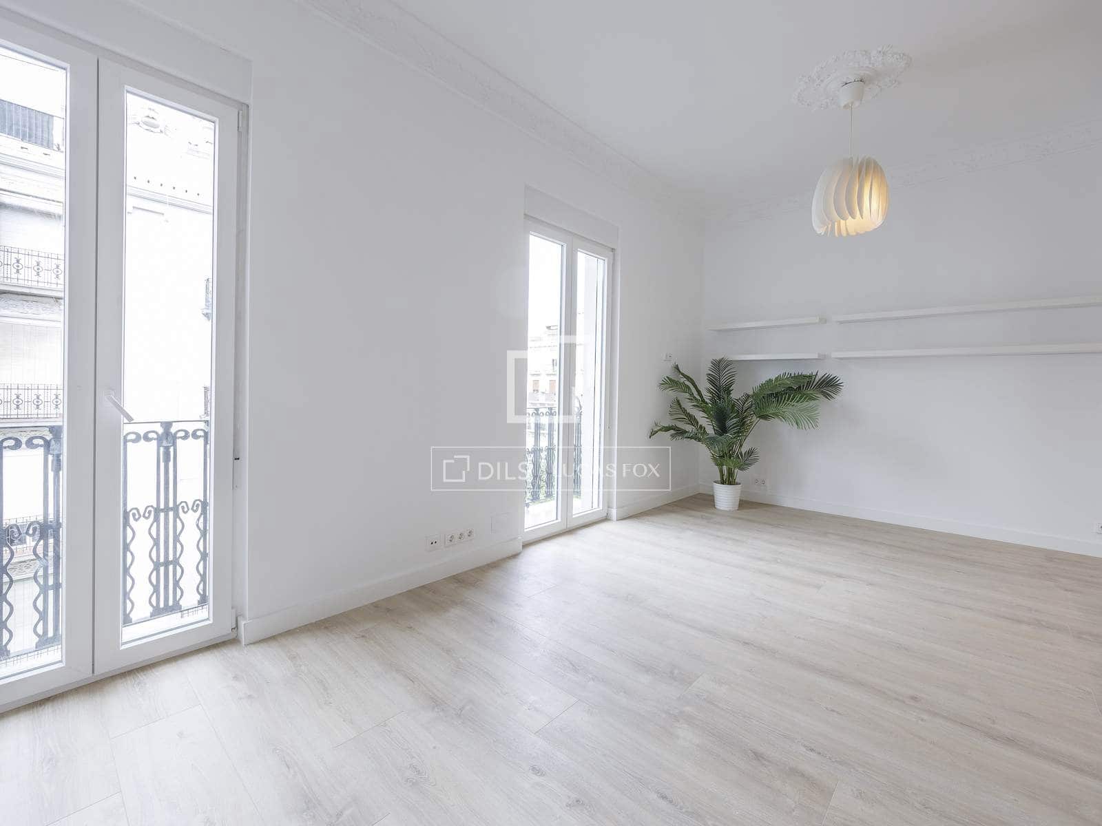 3 makuuhuone Huoneisto vuokrattavana paikassa Valencia kaupunki - 2 600 € (Ref: 9924850)