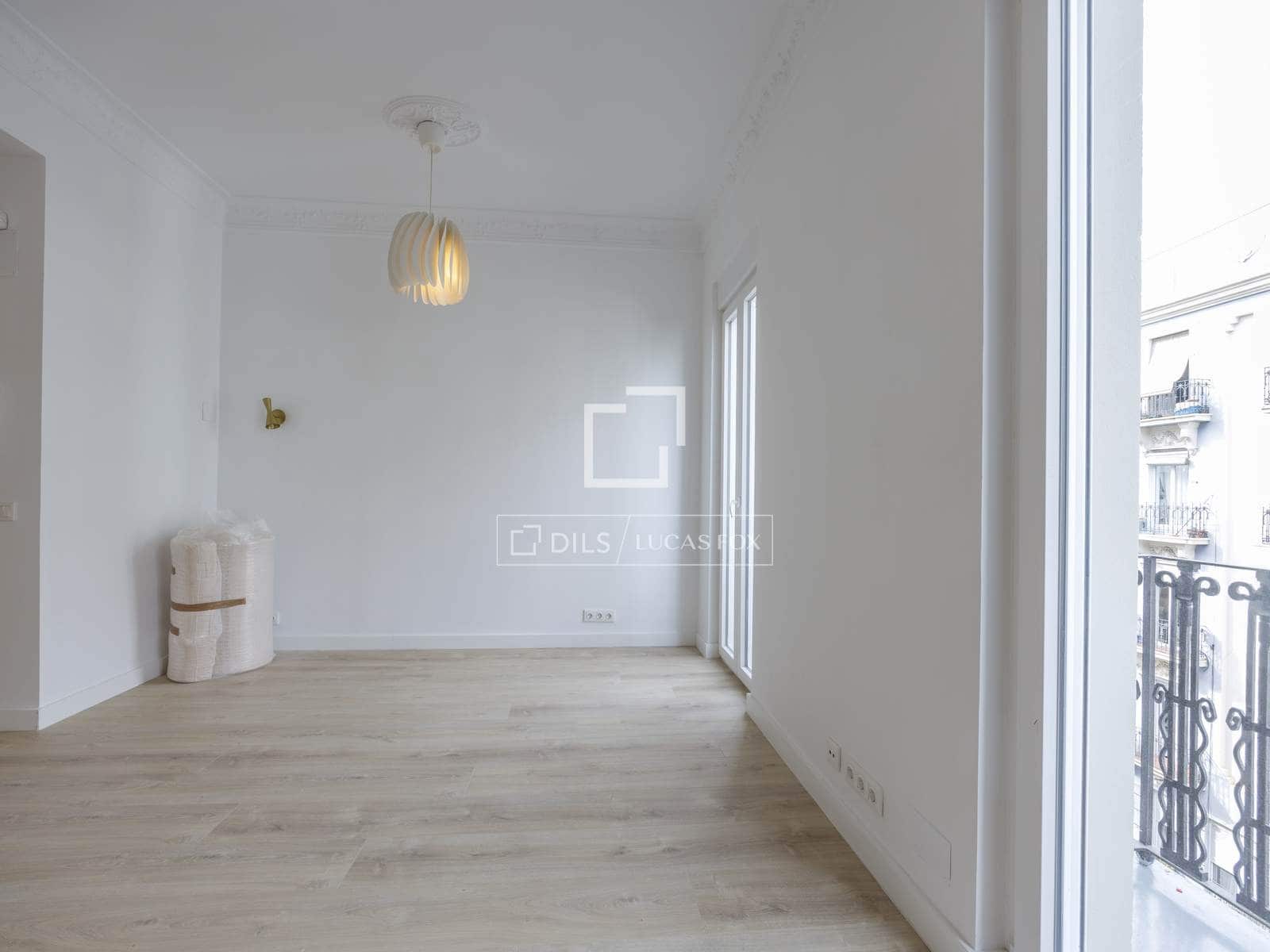 3 makuuhuone Huoneisto vuokrattavana paikassa Valencia kaupunki - 2 600 € (Ref: 9924850)
